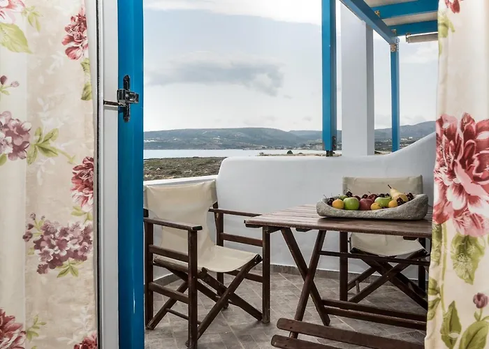 Bay Sea Houses. Avlémonasz